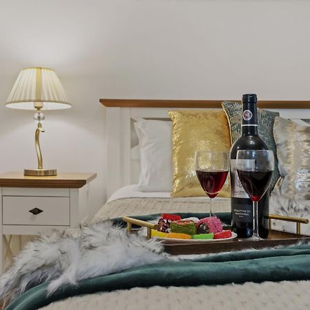 Sweet Luxury Three Rooms Apartment City Center Universitate Bukareszt Zewnętrze zdjęcie